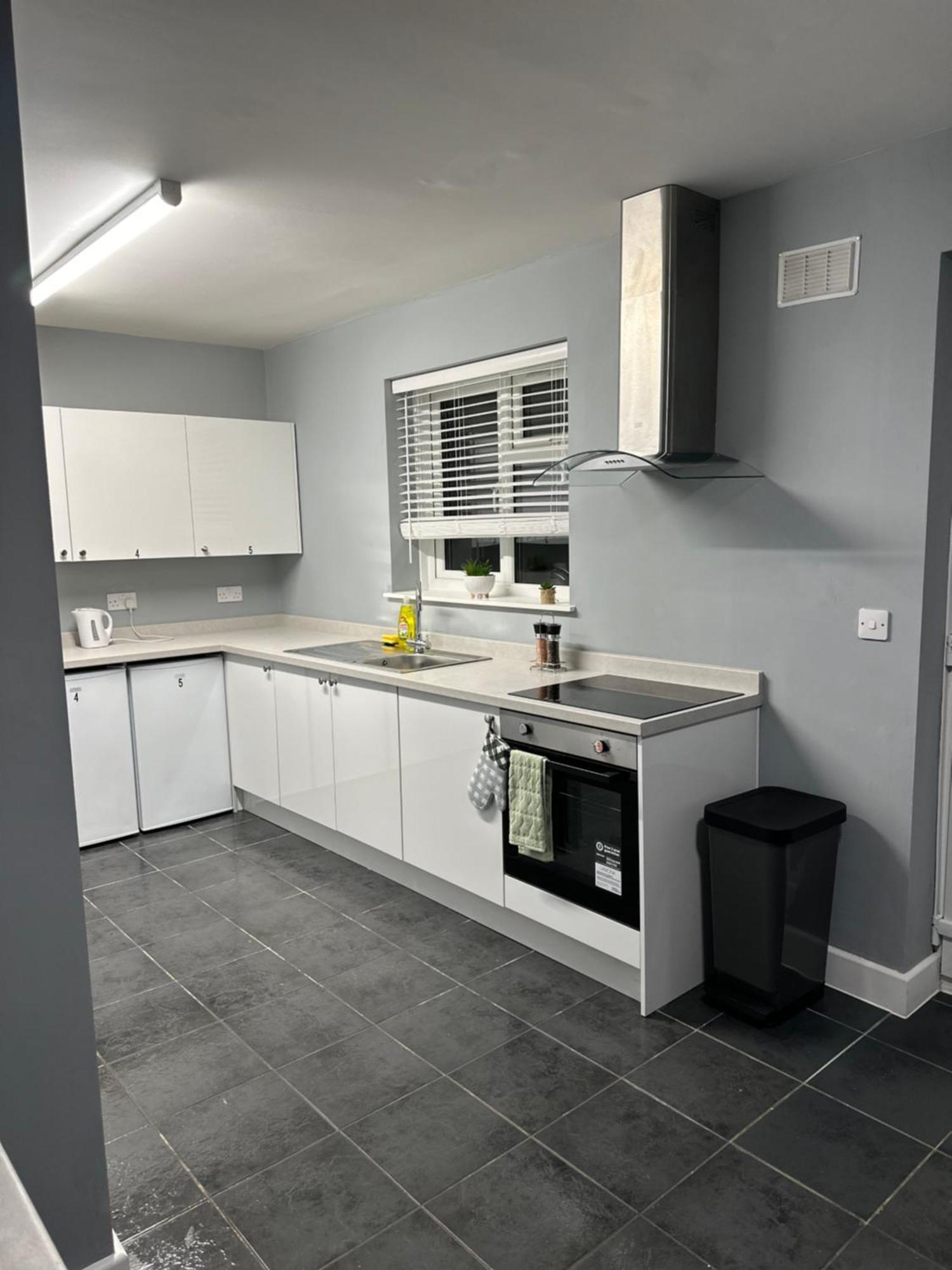Cosy En-Suite Double Room1 Heathrow Accommodation Northolt  Εξωτερικό φωτογραφία